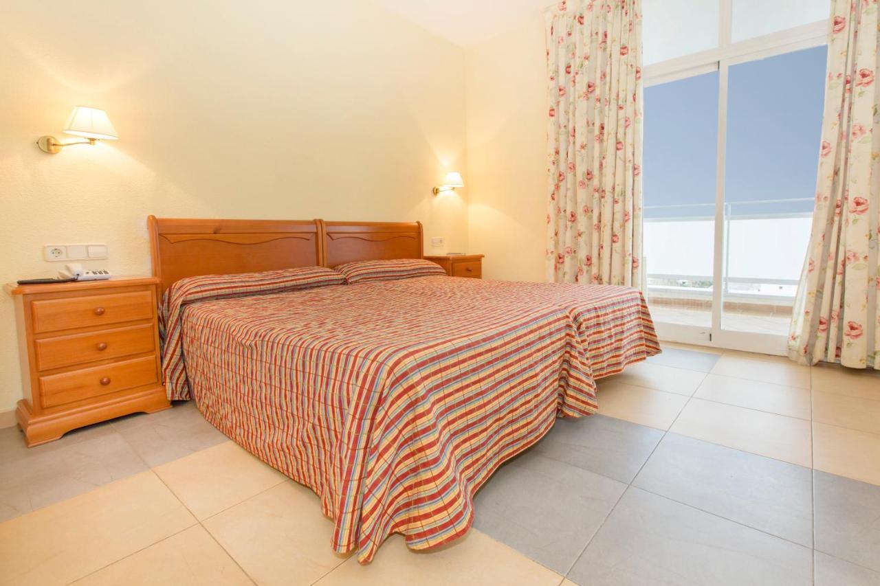 Habitación Doble (2 adultos + 1 niño)